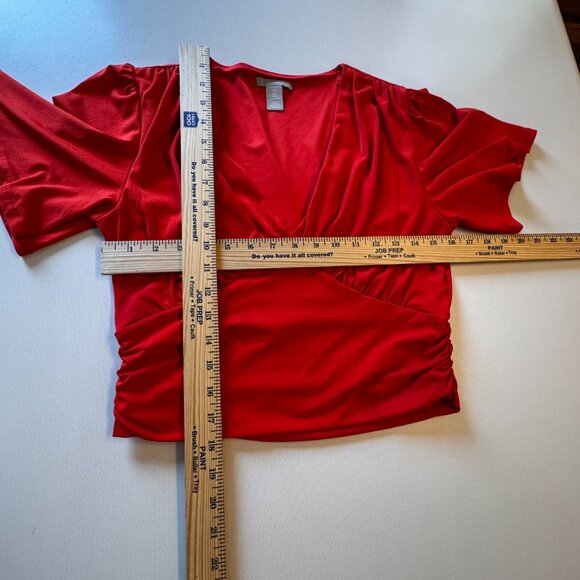 H&M Gathered Cropped Top Womens Medium Red Deep V-Neckline Feminine Going Out - Picture 4 of 9